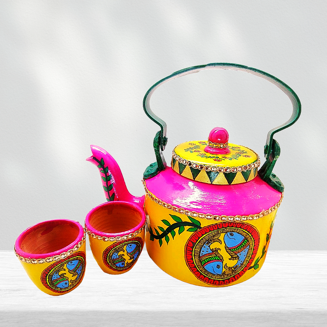 Kettle - Handpainted Fish Design Mithila Painting - Ahaeli