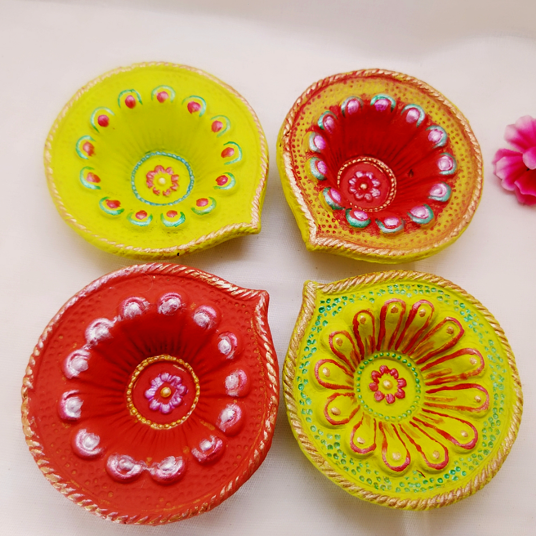 Terracotta Diya - Big Floral Designer Diya - Ahaeli