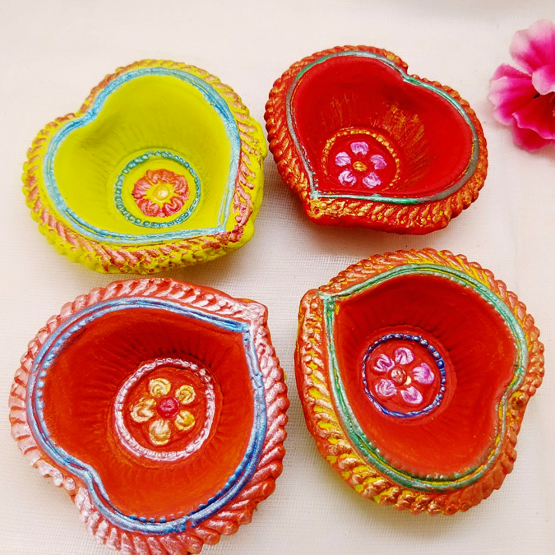 Terracotta Diya - Heart Shape Designer Diya - Ahaeli