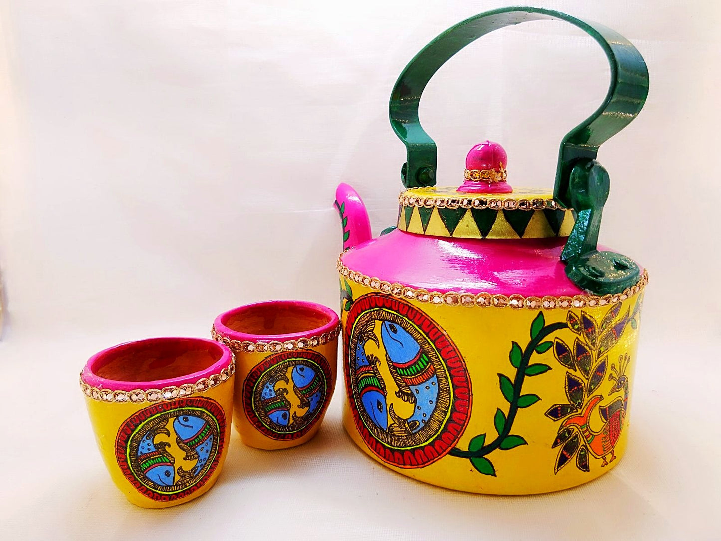 Kettle - Handpainted Fish Design Mithila Painting - Ahaeli