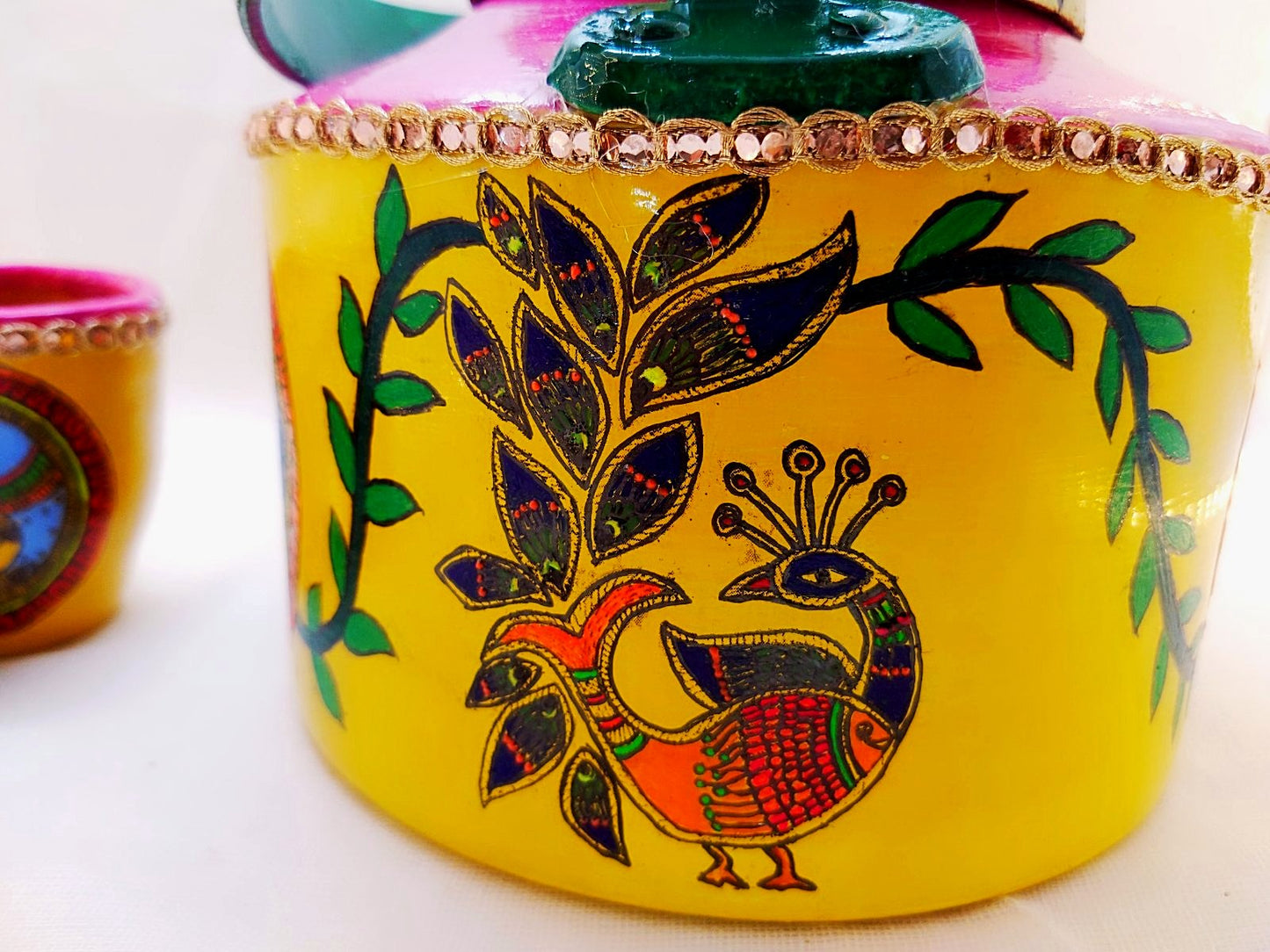 Kettle - Handpainted Fish Design Mithila Painting - Ahaeli