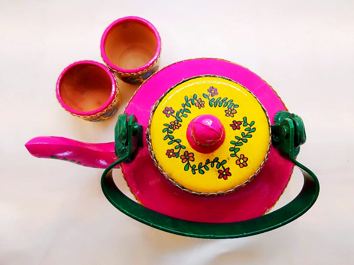Kettle - Handpainted Fish Design Mithila Painting - Ahaeli