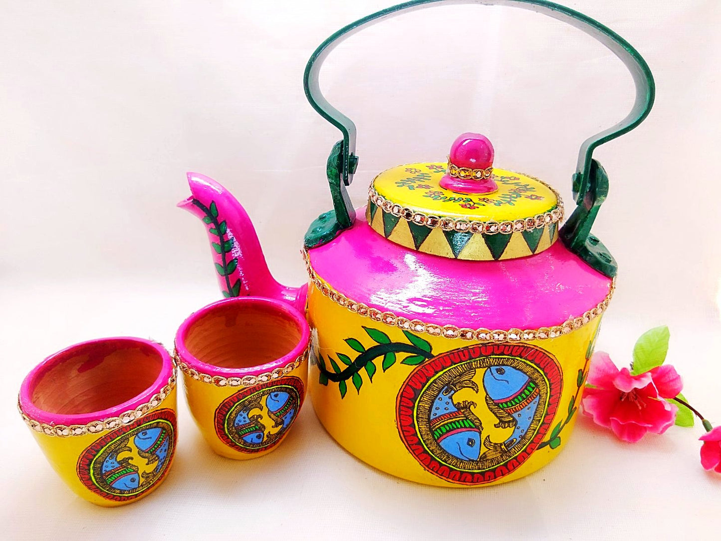 Kettle - Handpainted Fish Design Mithila Painting - Ahaeli