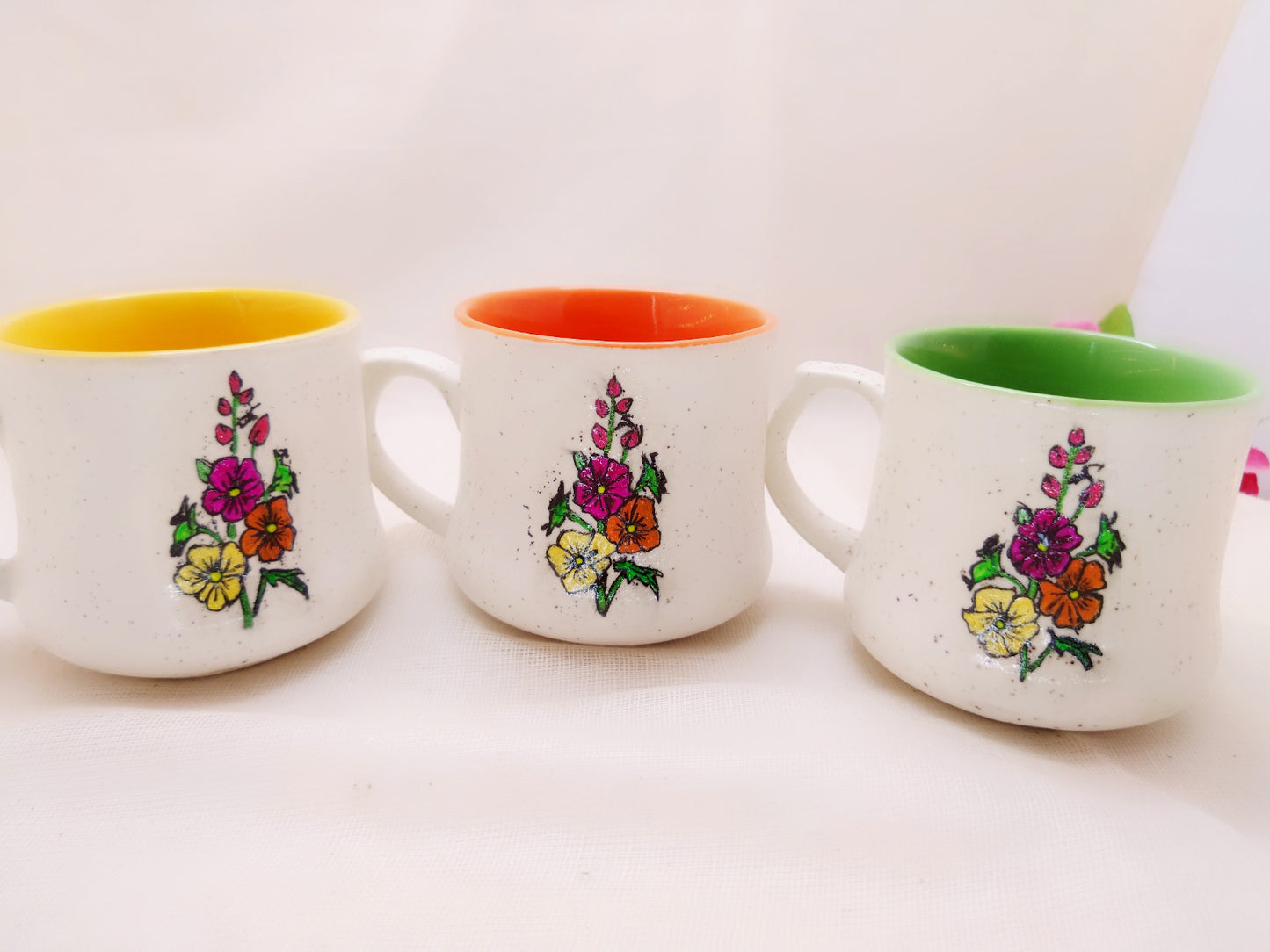 Kettle - Handpainted Flower Design with Tea Cups - Ahaeli