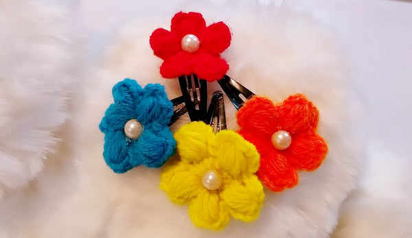 Daffodils Crochet Tic Tacs With Pearl - Set of 4 - Ahaeli