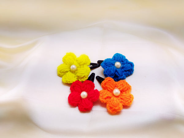 Daffodils Crochet Tic Tacs With Pearl - Set of 4 - Ahaeli